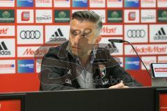 2. Bundesliga - Fußball - FC Ingolstadt 04 - Dynamo Dresden - Tomas Oral (Cheftrainer FCI) bei der Pressekonferenz