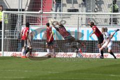 2. BL - Saison 2018/2019 - FC Ingolstadt 04 - SV Sandhausen - Philipp Tschauner Torwart(#22 FCI) - #hät den Ball - parade - Foto: Meyer Jürgen
