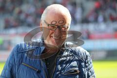 2. Bundesliga - Fußball - FC Ingolstadt 04 - SV Sandhausen - Vorsitzender des Vorstandes Peter Jackwerth (FCI) lacht vor dem Spiel im Interview mit Sky