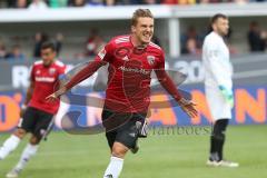 2. Bundesliga - Fußball - FC Ingolstadt 04 - SV Wehen Wiesbaden - Der 1:1 Ausgleichstreffer durch Konstantin Kerschbaumer (7, FCI) - jubel -