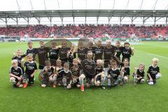 2. Bundesliga - Relegation - FC Ingolstadt 04 - SV Wehen Wiesbaden 2:3 - Einlaufkinder Kids