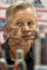 2. Bundesliga - Fußball - FC Ingolstadt 04 - Vorstellung neuer Trainer, Jens Keller, Cheftrainer Jens Keller (FCI) Pressekonferenz