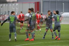 2. Bundesliga - Testspiel - FC Ingolstadt 04 - Hallescher FC - Elfmeter Tor 1:0 durch Almog Cohen (8, FCI), Jubel Fatih Kaya (36, FCI) Björn Paulsen (4, FCI) Thomas Pledl (30, FCI) Robin Krauße (23, FCI)