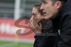 A-Junioren Bundesliga - U19 FC Ingolstadt 04 - Eintracht Frankfurt - gespannt Trainerin Sabrina Wittmann