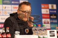 3. Liga - Fußball - Eintracht Braunschweig - FC Ingolstadt 04 - Pressekonferenz nach dem Spiel, Cheftrainer Jeff Saibene (FCI) Cheftrainer Christian Flüthmann (Braunschweig)
