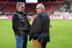 3. Liga - Fußball - FC Ingolstadt 04 - SpVgg Unterhaching - Unentschieden nach dem Spiel Direktor Sport Michael Henke (FCI) und Vorsitzender des Vorstandes Peter Jackwerth (FCI)