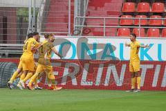 3. Liga - FC Ingolstadt 04 - SG Sonnenhof Großaspach - Tor 0:1 Jubel Niklas Sommer (2 SG) Onur Ünlücifci (8 SG) #Ken Gipson (3 SG) Jonas Meiser (17 SG)