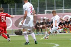 3. Liga - Testspiel - FC Ingolstadt 04 - TSV 1860 Rosenheim - mitte Gabriel Weiß (32, FC) Schuß auf das Tor