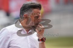 Relegation - 1. FC Nürnberg - FC Ingolstadt 04 - Cheftrainer Tomas Oral (FCI) geht in die Kabine