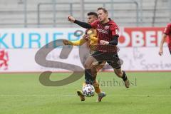 3. Liga - FC Ingolstadt 04 - Dynamo Dresden - Marcel Gaus (19, FCI) Ransford-Yeboah Königsdörffer (35 Dresden) Zweikampf