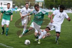 Landesliga Südost - 2014 - FC Gerolfing - TSV Eching - Florian Ihring überwindet den Abwehrspieler am Boden