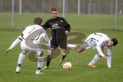 Sport Team Kraiberg - FC Sandersdorf - mitte Alexander Wunder (Kraiberg) gegen links Manuel Recum