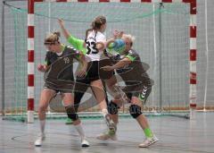 Handball Damen - HG Ingolstadt - TSV Schleißheim - Lisa Günther scheitert an der Abwehr