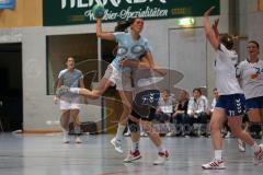 Damen - Handball - HG Ingolstadt - ASV Dachau - Corinna Demel wird vom Wurf abgehalten