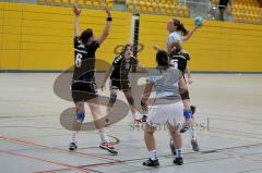 Handball Landesliga Damen HG Ingolstadt-Walkenhofen Corinna Demel steigt hoch zum Wurf Foto: Juergen Meyer