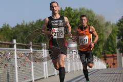 Halbmarathon Ingolstadt 2014 - hinten (2681) Markus Stöhr späterer Dritter