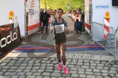 ODLO-Halbmarathon Ingolstadt 2017 - 2. Siegerin Damen - Stellah Jepngetich Barsosio #11 - Foto: Marek Kowalski