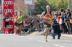 ODLO-Halbmarathon Ingolstadt 2017 - Läufer auf der Strecke - 3. Sieger Hagen Brosius #2564 vom MTV 1881 Ingolstadt - Foto: Marek Kowalski