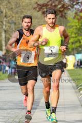 ODLO-Halbmarathon Ingolstadt 2017 - Läufer auf der Strecke - Sebastian Mahr #3 Positiv Fitness - Tim Madalinski #4 -  Foto: Marek Kowalski