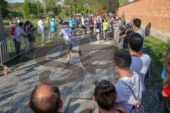 ODLO - Halbmarathon 2018 - Läufer auf der Strecke - Klenzepark - Foto: Jürgen Meyer