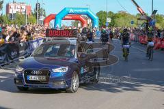 ODLO - Halbmarathon 2018 - Start vom Halbmarathon - Führungsfahrzeug - Foto: Jürgen Meyer