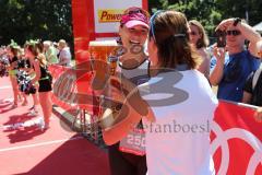 Triathlon Ingolstadt -2017  Baggersee - Sieger Mitteldistanz - Luise Keller, Laufen im Ziel