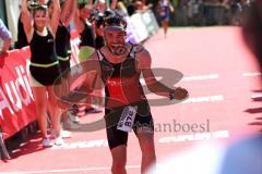 Triathlon Ingolstadt -2017  Baggersee - Zieleinlauf Olympische Distanz Emotionen Tom Hohenadl