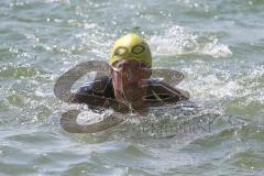 Triathlon Ingolstadt 2019 - Sebastian Mahr SC Delphin Ingolstadt beim warm schwimmen - Foto: Jürgen Meyer