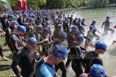 Triathlon Ingolstadt 2019 - Olympische Distanz, Schwimmen Start Impressionen Masse