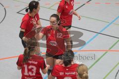 Damen Volleyball - ESV Ingolstadt - Lohhof - Andrea Hüttinger jubelt in der Mitte