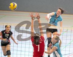 Volleyball Damen - MTV Ingolstadt - FC Penzing - rechts E. Schüller schmettert