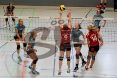 Volleyball Damen MTV Ingolstadt gegen TSV Obergünzburg - Bregler S. beim schmettern (blau) -Foto: Jürgen Meyer