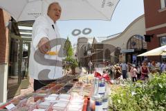Alfons Schuhbeck eröffnet sein Schubeck`s  im  Ingolstadt Village mit leckerem Eis und verführerischen Gewürzen