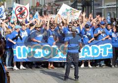 ERC Fan Invasion durch die Ingolstädter Innenstadt zur Saturn Arena