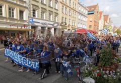 ERC Fan Invasion durch die Ingolstädter Innenstadt zur Saturn Arena