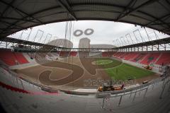 Audi Sportpark - Der Rollrasen wird gelegt