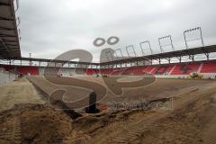 Audi Sportpark - Der Rollrasen wird gelegt