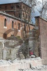 Abriss der Mauer - altes Gießereigelände in Ingolstadt an der Donaulände