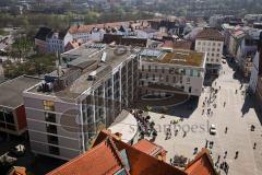 Ingolstadt Ansichten Stadtmitte vom Pfeifturm der Moritzkirche - Rathausplatz, links Neues Rathaus