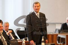 Vereidigung Neuer Oberbürgermeister Dr. Christian Lösel, Stadtrat, OB - Bürgermeister Albert Wittmann nimmt sein Amt an