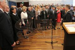 Vereidigung Neuer Oberbürgermeister Dr. Christian Lösel, Stadtrat, OB - Neuer OB Christian Lösel vereidigt den neuen Stadtrat in Ingolstadt Sitzungssaal