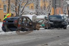 Winter in Ingolstadt - Unfall auf der Goethestrasse - Foto: Jürgen Meyer/kbumm.de