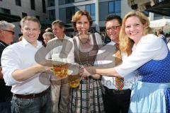 CSU Wahlkampf - Ministerpräsident Horst Seehofer und Christine Haderthauer (Bayerische Staatsministerin) zu Besuch in Ingolstadt - Dr. Christian Lösel, Christine Haderthauer und rechts Patrizia Klein