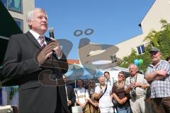 CSU Wahlkampf - Ministerpräsident Horst Seehofer und Christine Haderthauer (Bayerische Staatsministerin) zu Besuch in Ingolstadt - Horst Seehofer spricht im Sparkassenhof