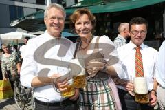 CSU Wahlkampf - Ministerpräsident Horst Seehofer und Christine Haderthauer (Bayerische Staatsministerin) zu Besuch in Ingolstadt - Christine Haderthauer mit OB Dr. Alfred Lehmann