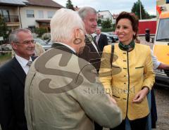 Festzelt Gerolfing - Edmund Stoiber - 21.07.2008 - Christine Haderthauer begrüßt Edmund Stoiber