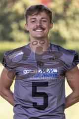 American Football - Ingolstadt Dukes - Saison 2021/2022 - Fotoshooting - Portraits - Timo Benschuh