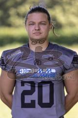 American Football - Ingolstadt Dukes - Saison 2021/2022 - Fotoshooting - Portraits - Rafael Vrabel