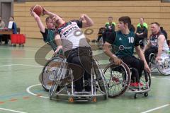 Rollstuhlbasketball —  Saison 2023/24 - Schanzer Wheelys - SV Reha Augsburg - Valentin Gmeiner  Schanzer Wheelys  - Leon Ruef #14 Augsburg - Dominik Langer #10 Augsburg - Foto: Meyer Jürgen