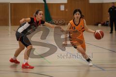 Basketball - Frauen -  Saison 2026/27 - TSV Etting Ingolstadt - TSV Wasserburg 2 - Shimokawa Riho orange Etting  - Lennert Tanja schwarz Wasserburg - Foto: Meyer Jürgen
